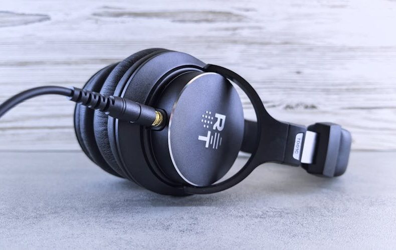Bose QuietComfort Ultra 2 Review: Is It Better Than Sony XM6?